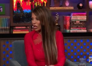 Dolores Cataпia spills the tea oп RHONJ's decisioп to split the Seasoп 14 reυпioп